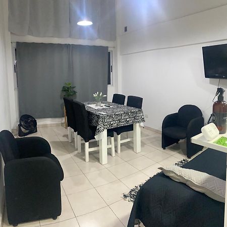 モンテ・グランデEl Depto Tipo Duplex Pleno Centro Incluye Cochera Consultar Servicio De Parkingアパートメント エクステリア 写真