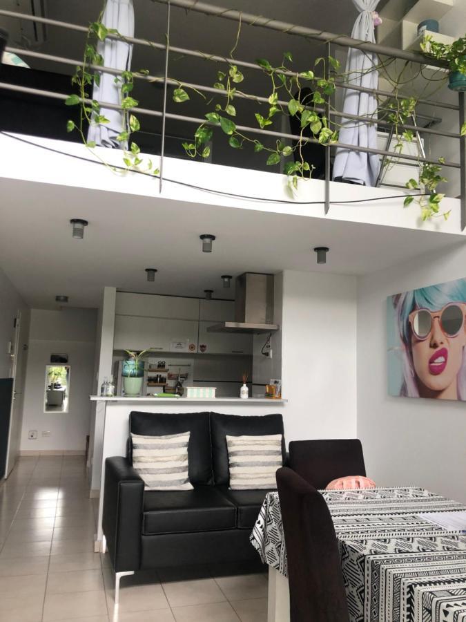 モンテ・グランデEl Depto Tipo Duplex Pleno Centro Incluye Cochera Consultar Servicio De Parkingアパートメント エクステリア 写真